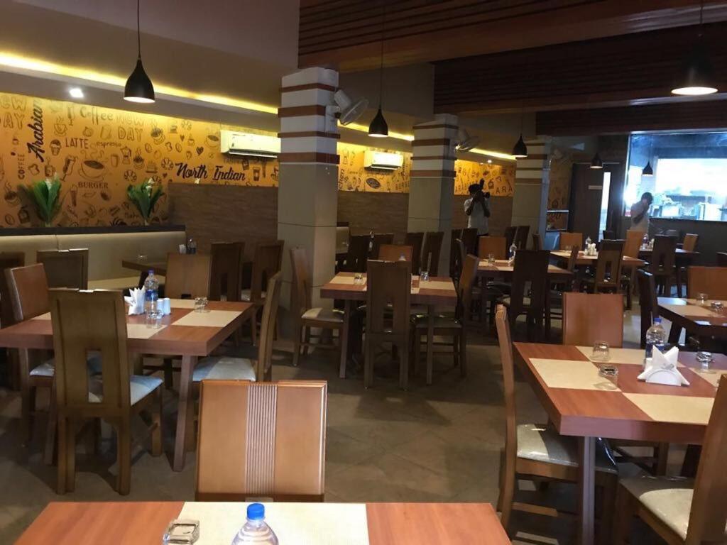 Hotel Al Amana Tower Kondotty Exterior foto